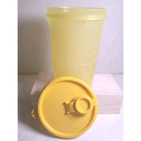 3 Piece Vintage Tupperware Yellow Cannister Base 321-6 w/ Flip Top Lid 563A-3 - Picture 3 of 8